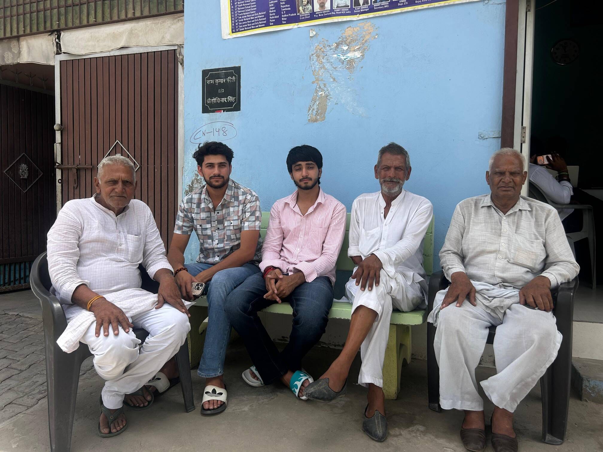 10- डॉ. डिंपल दहिया, प्राचार्य, राजकीय वरिष्ठ माध्यमिक विद्यालय भालौठ।