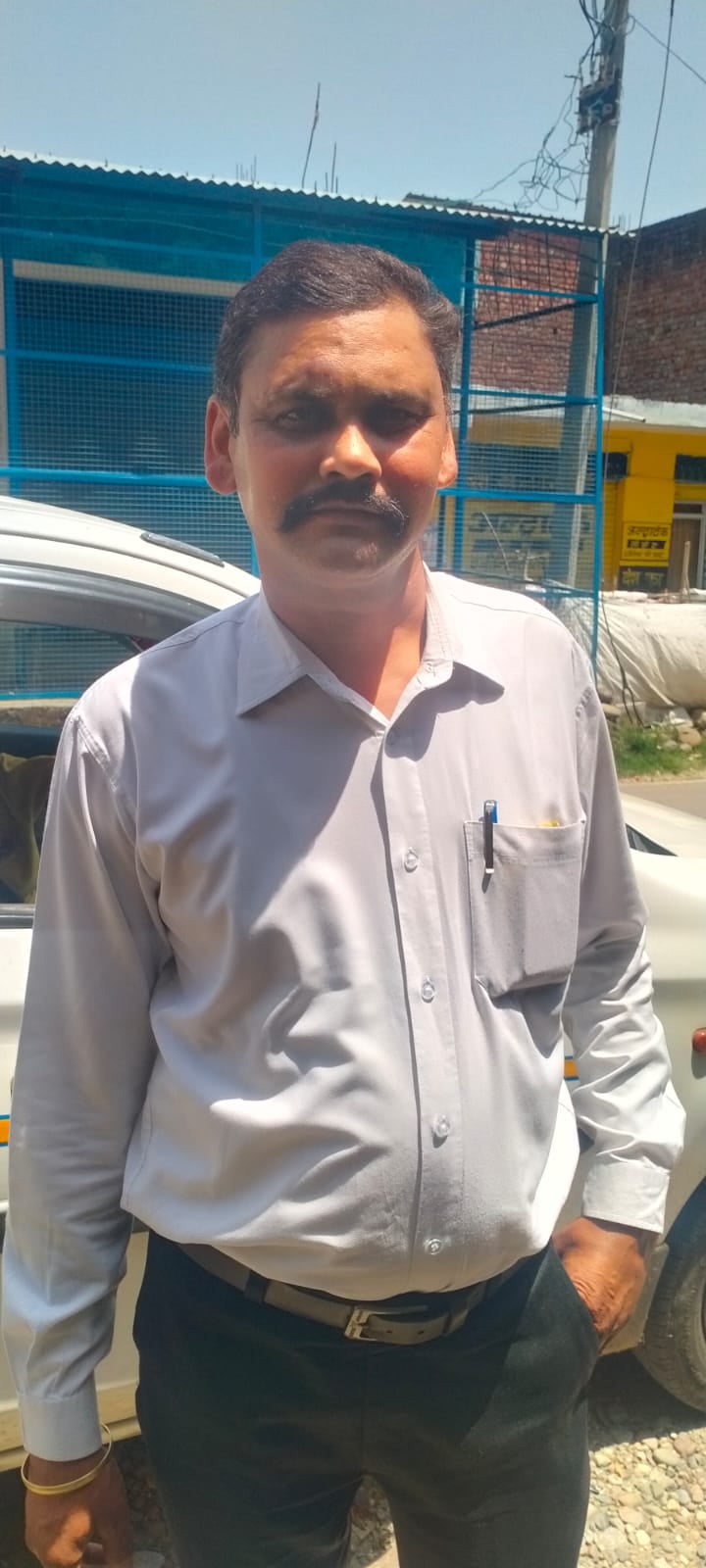 अजय कुमार निवासी बिझड़ी