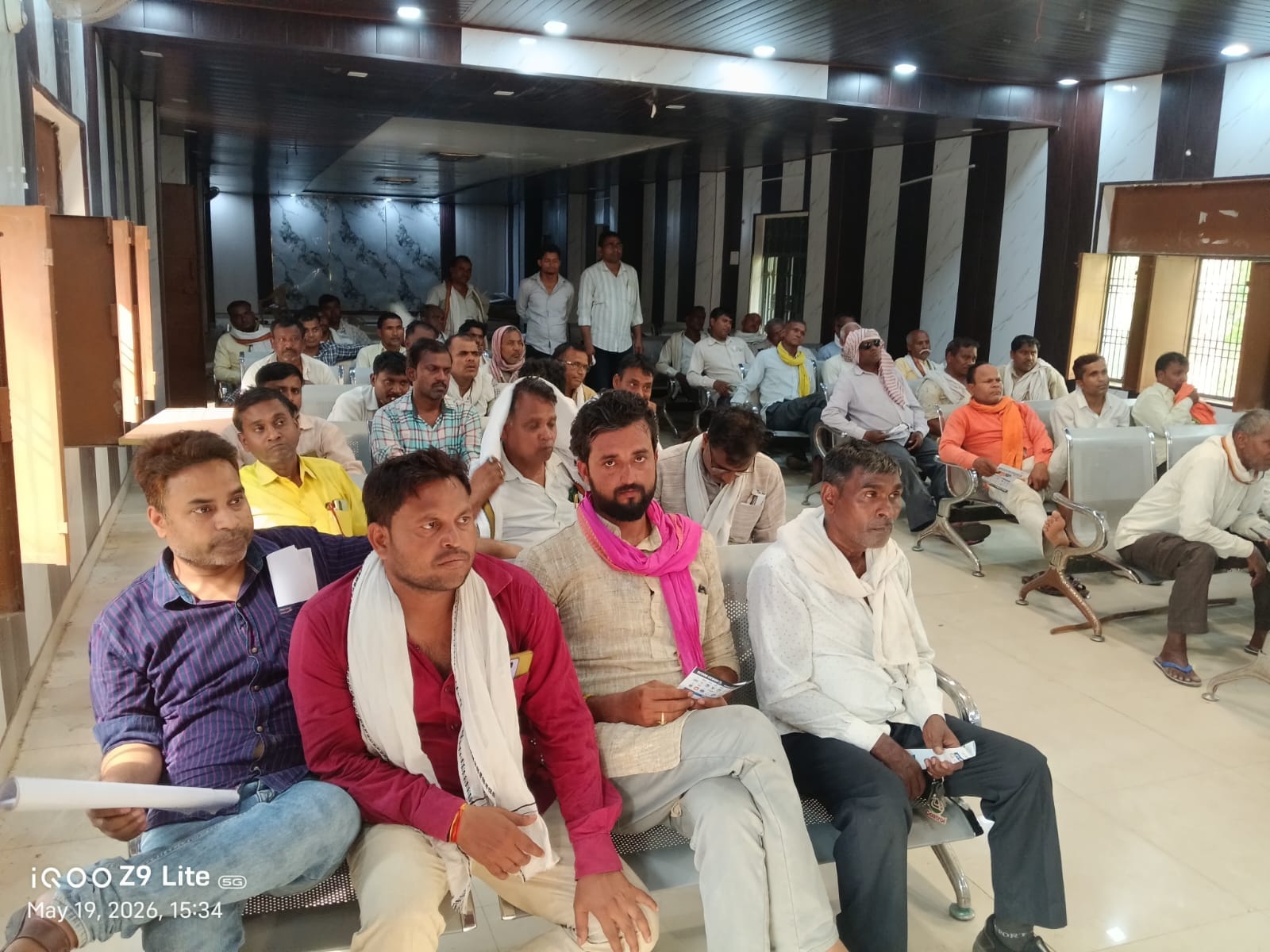ब्लॉक सभागार में पीएम सूर्य घर योजना के लाभ से ग्रामीणों को कराया गया परिचित । ब्लॉक सभागार में पीएम सूर्य घर योजना के लाभ से ग्रामीणों को कराया गया परिचित ।