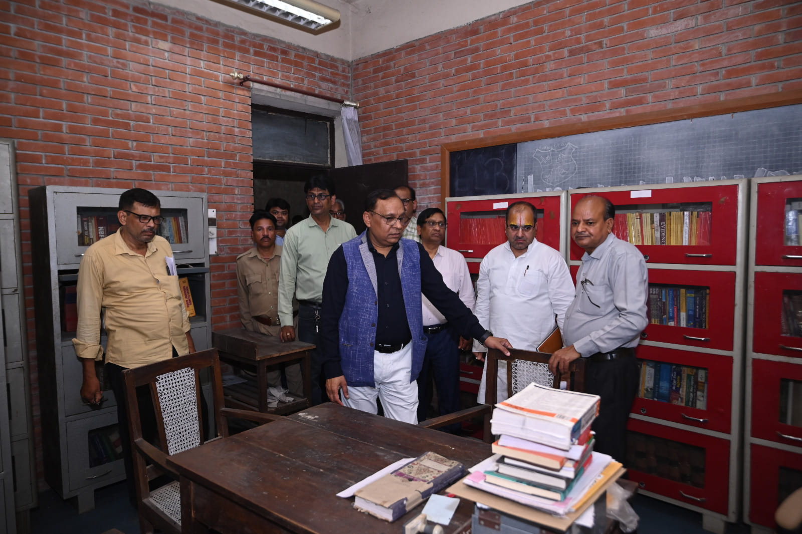लविवि के द्वितीय परिसर का निरीक्षण करते कुलपति जेपी सैनी लविवि के द्वितीय परिसर का निरीक्षण करते कुलपति जेपी सैनी