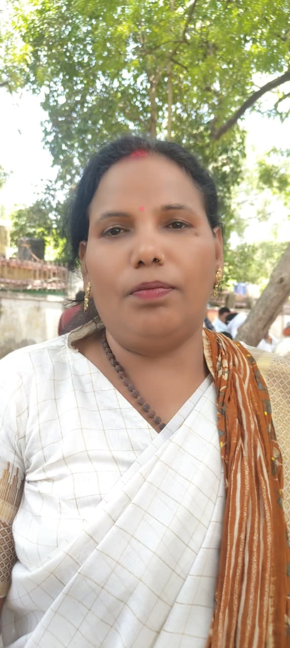 फोटो21एचएएमपी 22- ज्ञापन देने जाते एनएच-34 के आंदोलनकारी। संवाद