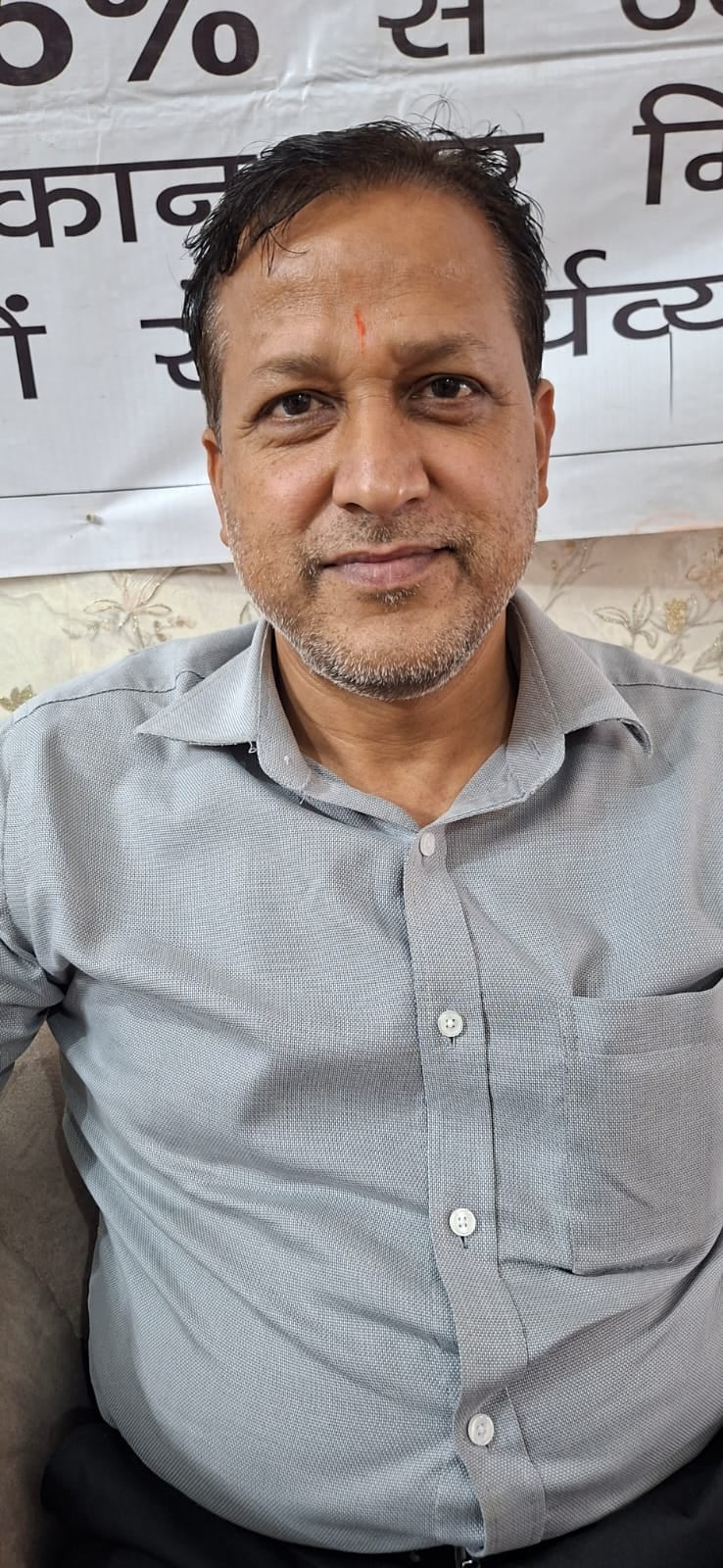 जिला नागरिक अस्पताल की ओपीडी के बाहर लगी मरीजों की भीड़। संवाद जिला नागरिक अस्पताल की ओपीडी के बाहर लगी मरीजों की भीड़। संवाद