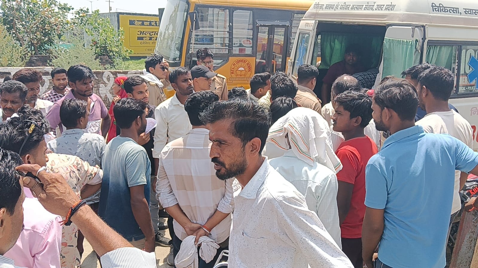 मृतक रोहित फाइल फोटो
