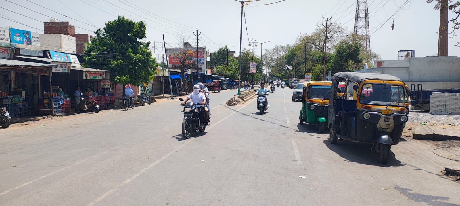 फोटो-25- पानी की फुहार छोड़ने वाले हाई वेलोसिटी पंखे। स्रोत:इंजीनियरिंग टीम