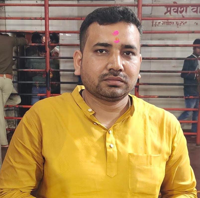 भरवारी के परसरा गांव में करोड़ो रुपए की लागत से बनकर तैयार बस अडडा। संवाद भरवारी के परसरा गांव में करोड़ो रुपए की लागत से बनकर तैयार बस अडडा। संवाद