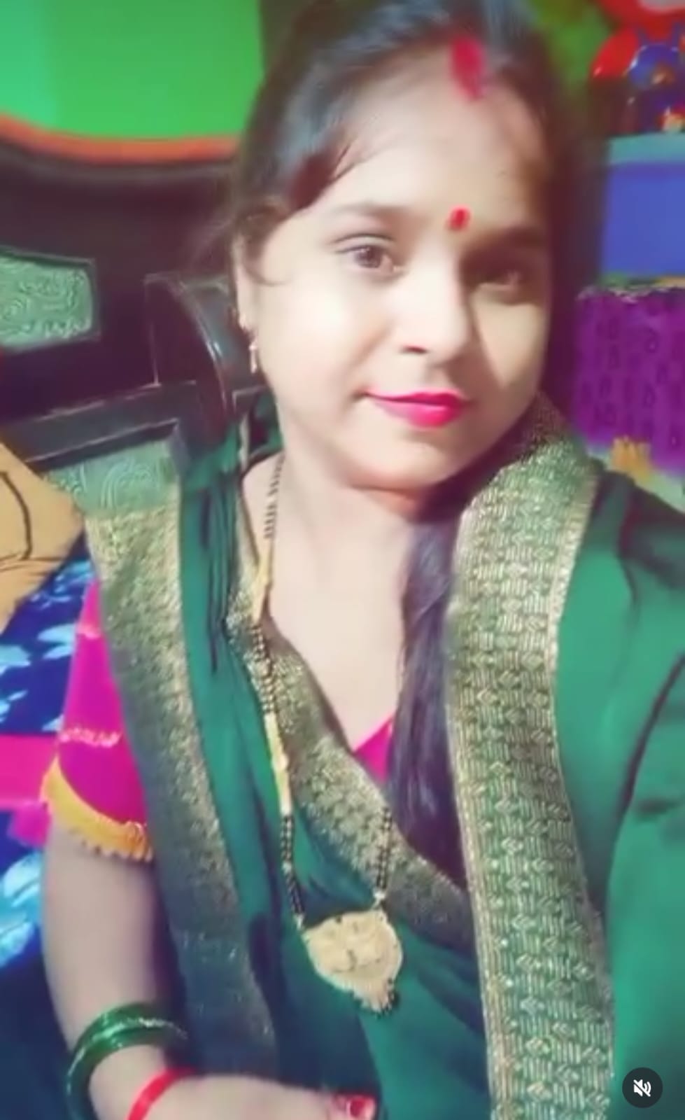फोटो-10 अस्पताल में श्वेता की मौत के बाद रोते परिजन। संवाद फोटो-10 अस्पताल में श्वेता की मौत के बाद रोते परिजन। संवाद