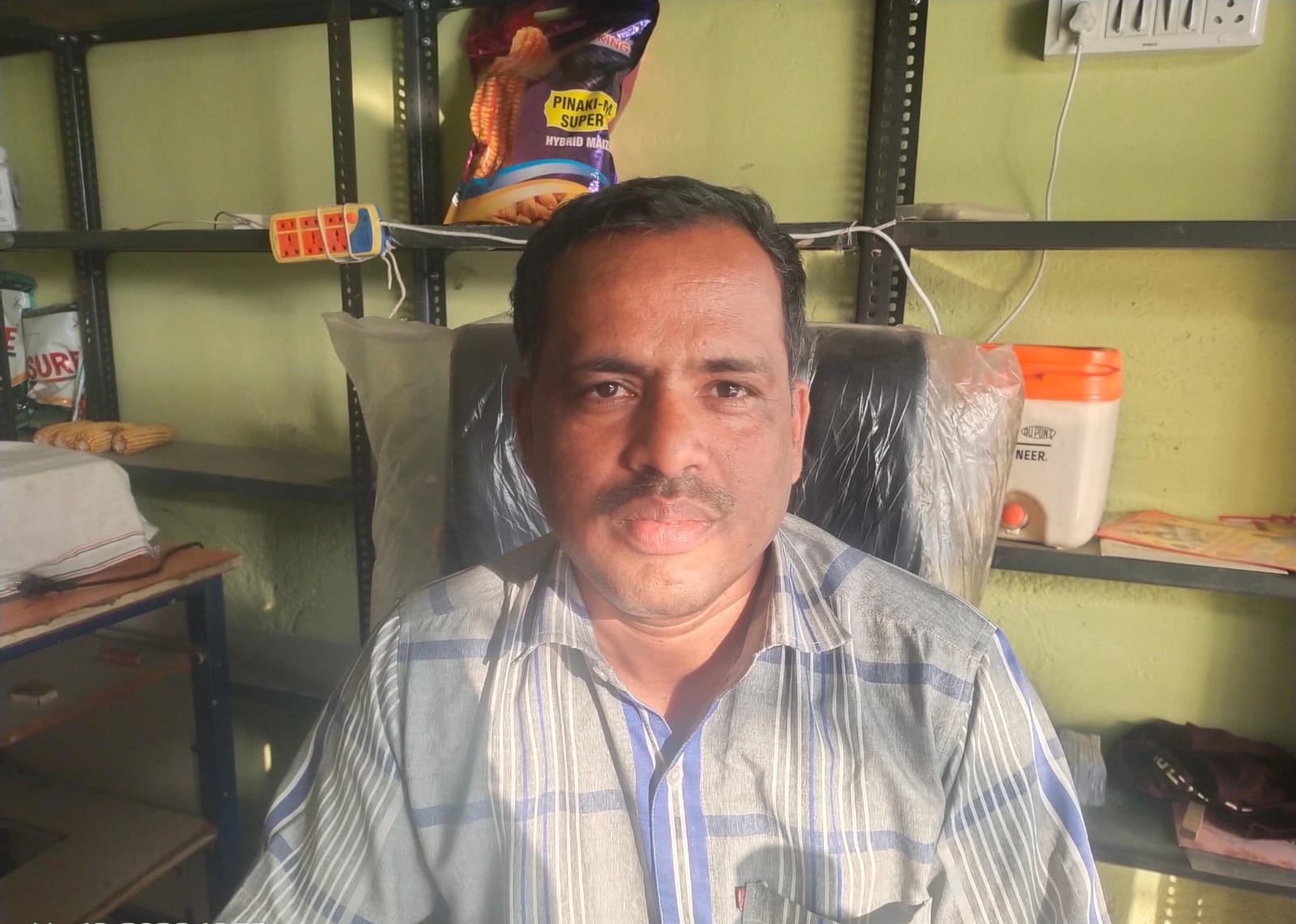 फोटो -15- चंद्रशेखर। संवाद