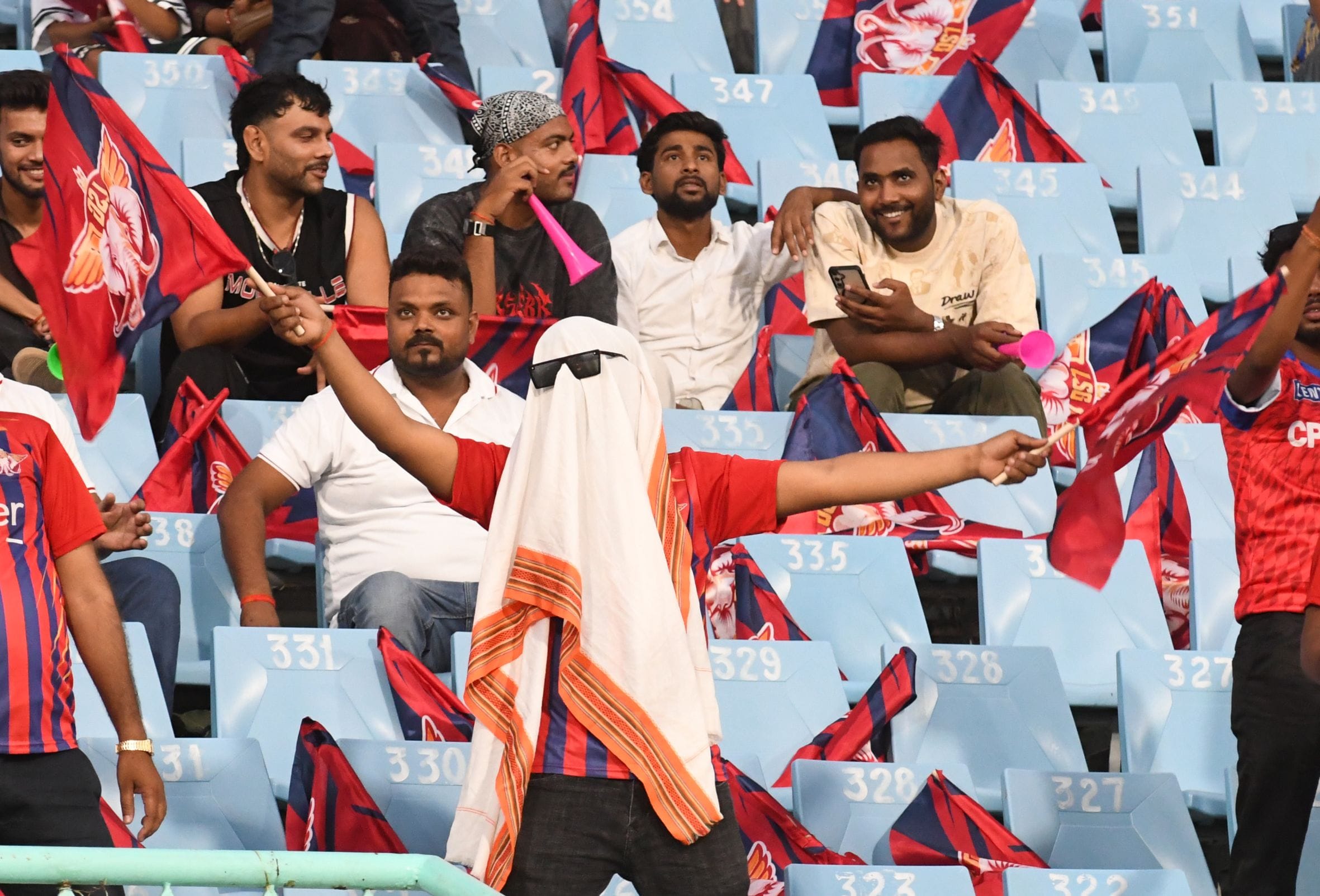 इकाना स्टेडियम में शनिवार को खेला गया एलएसजी और पंजाब किंग्स के बीच मुकाबला। इकाना स्टेडियम में शनिवार को खेला गया एलएसजी और पंजाब किंग्स के बीच मुकाबला।