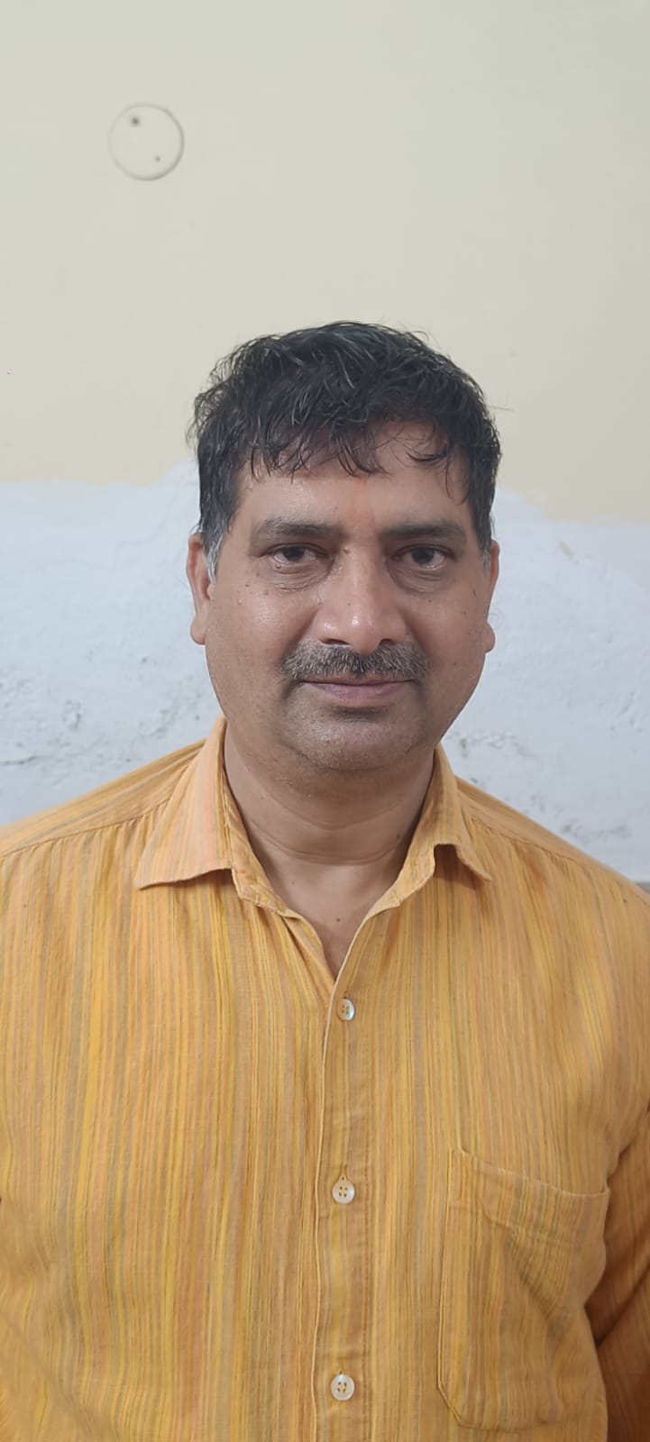 अमित चौहान सेक्टर 70