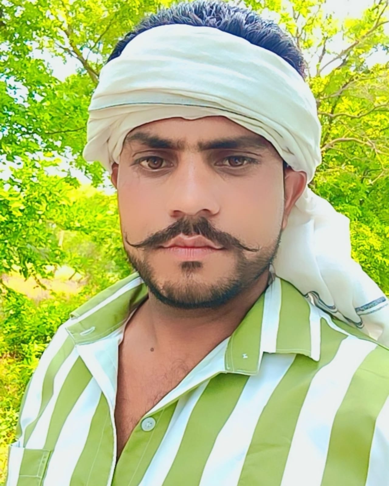 मंडी परिसर में बिक्री के लिए रखे तरबूज। संवाद मंडी परिसर में बिक्री के लिए रखे तरबूज। संवाद