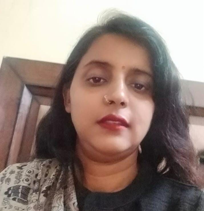 सौंदर्य महंगाई खबर से संबंधित फोटो- महिला मुनेश।