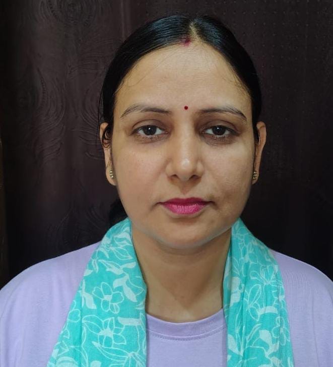 सौंदर्य महंगाई खबर से संबंधित फोटो- महिला मुनेश।