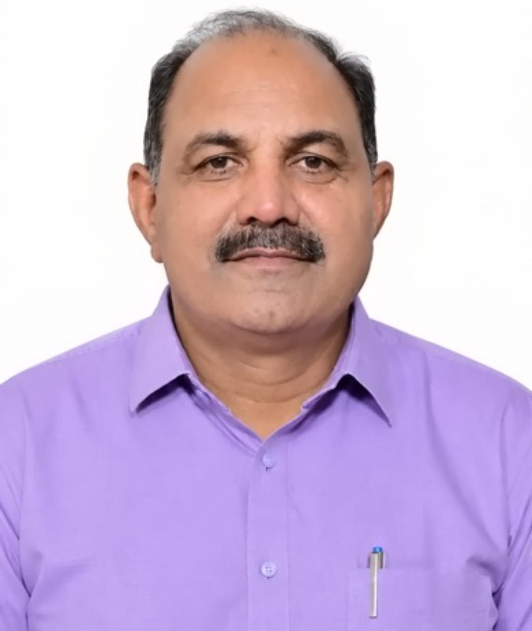 चुनाव के बाद एकजुट शिक्षक। स्रोत : संगठन