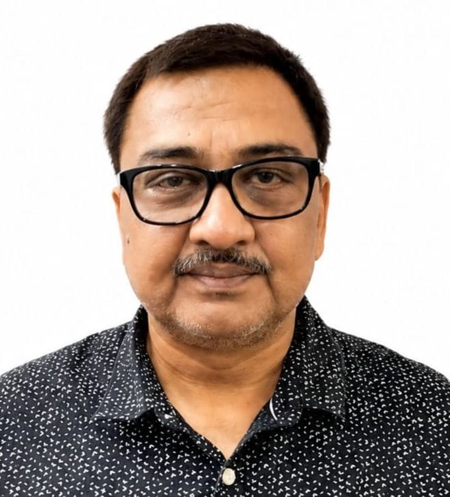 फोटो-21- दुकान पर बिक्री को रखीं दालें। संवाद फोटो-21- दुकान पर बिक्री को रखीं दालें। संवाद