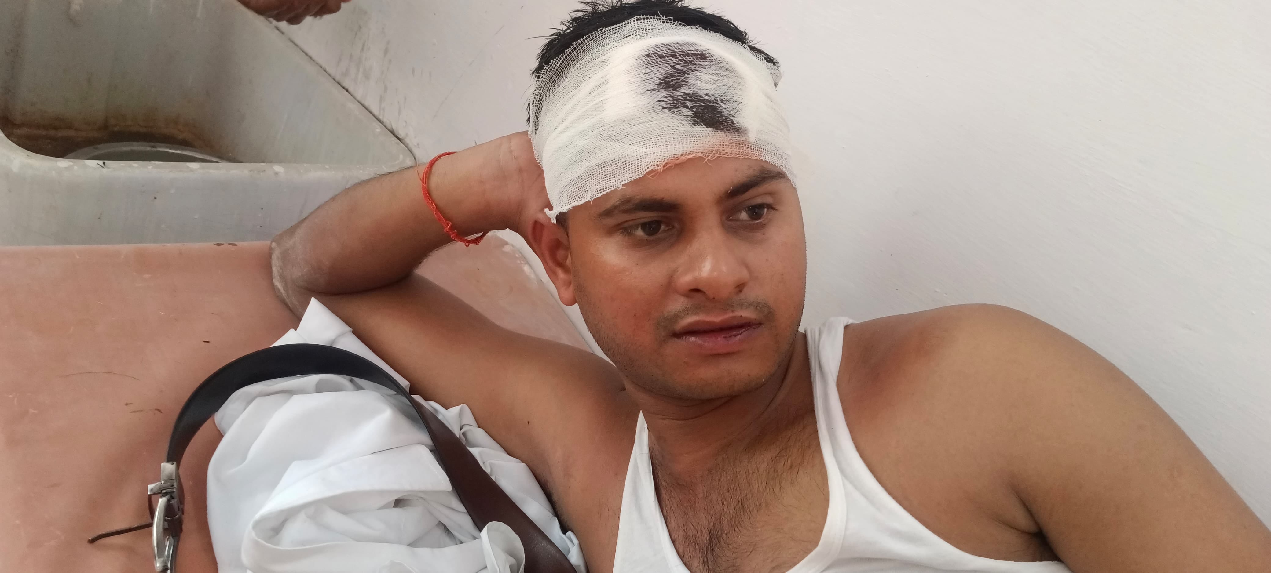 कार हादसे में घायल ज्योति। संवाद कार हादसे में घायल ज्योति। संवाद