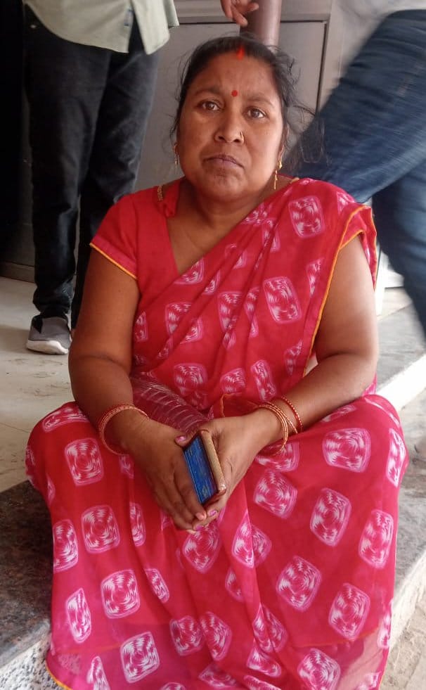 मेडिकल कॉलेज ओपीडी में रही मरीजों की भीड़। संवाद
