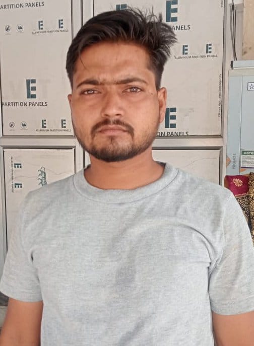 मेडिकल कॉलेज ओपीडी में रही मरीजों की भीड़। संवाद