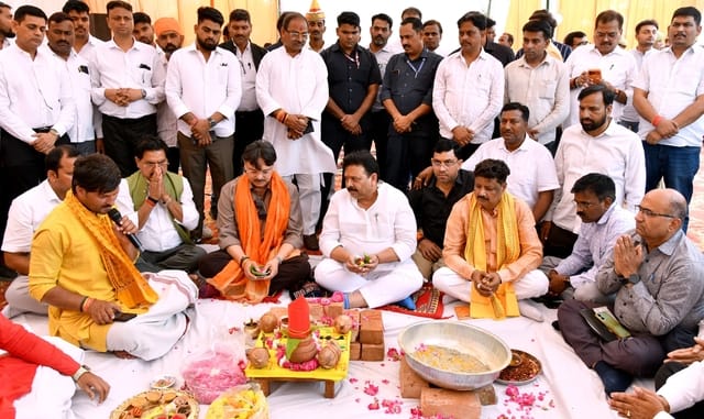 उप निबंधक कार्यालय के भवन का हुआ शिलान्यास।
