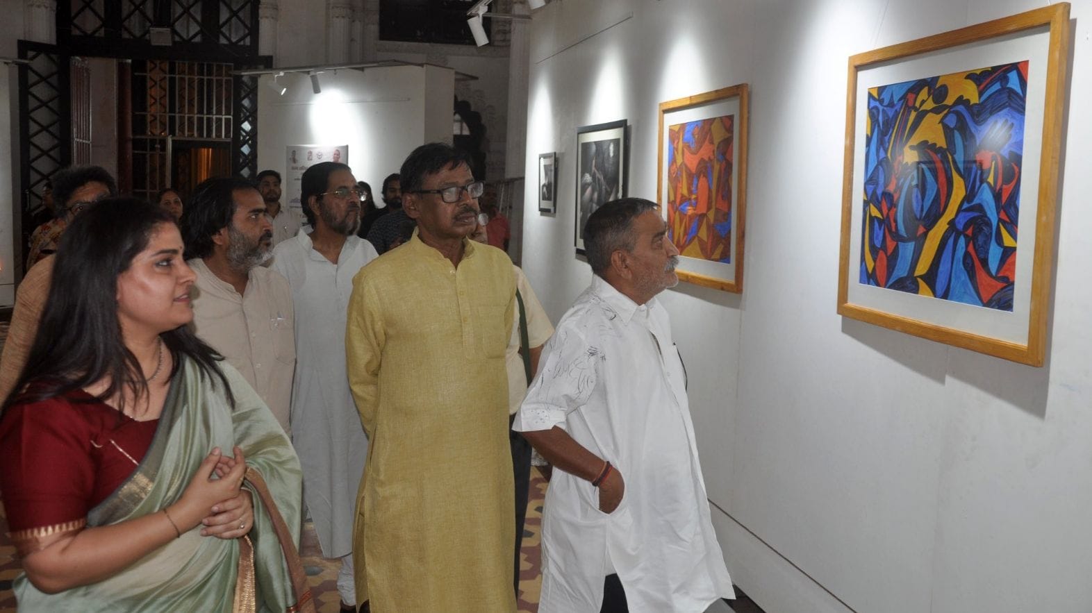 उत्तर प्रदेश राज्य ललित कला अकादमी में सोमवार को दिवंगत कलाकार राजीव मिश्रा की स्मृति में कला प