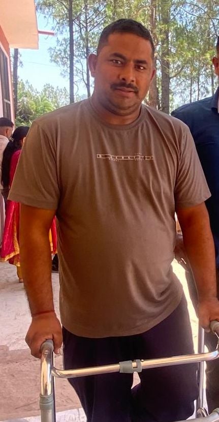 बढलग पंचायत से निर्मला देवी 65 वर्षीय और सुलोचना देवी 58 वर्षीय मतदान के बाद चुनाव चिंह दिखाते बढलग पंचायत से निर्मला देवी 65 वर्षीय और सुलोचना देवी 58 वर्षीय मतदान के बाद चुनाव चिंह दिखाते