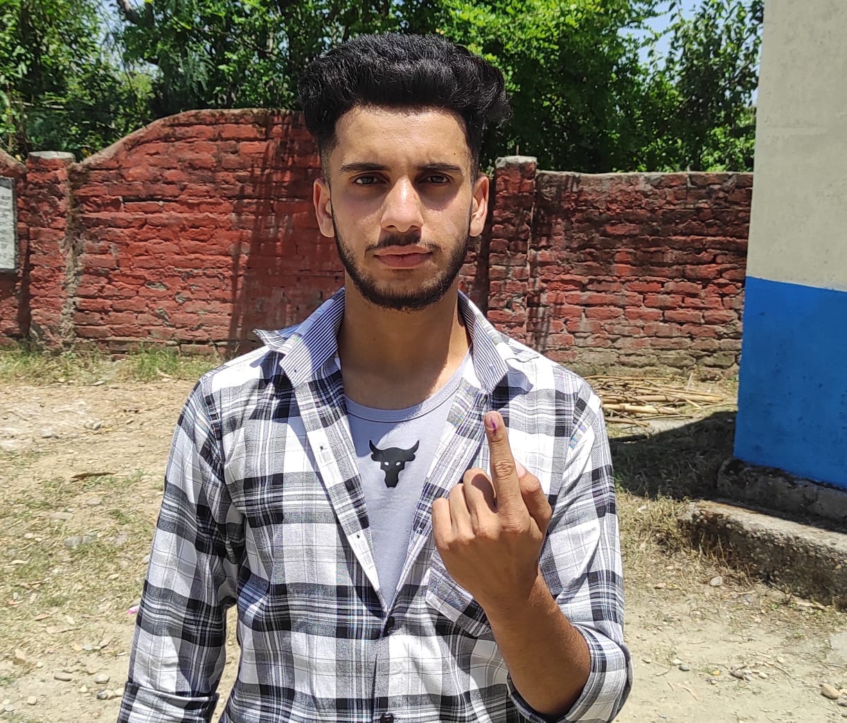 -कनिष्का चौहान,जियाना निवासी। -कनिष्का चौहान,जियाना निवासी।