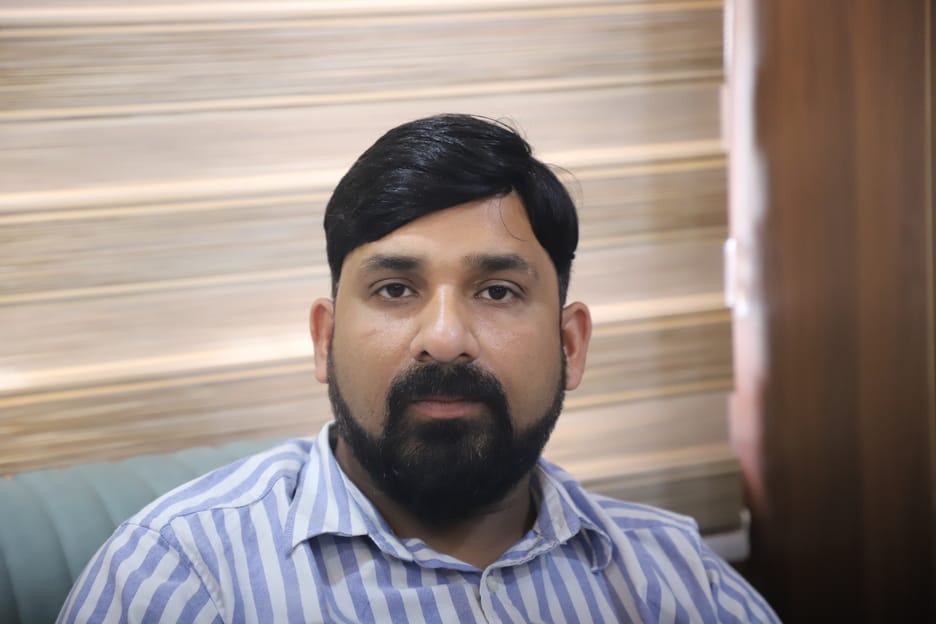 लक्ष्मण प्रसाद लक्ष्मण प्रसाद