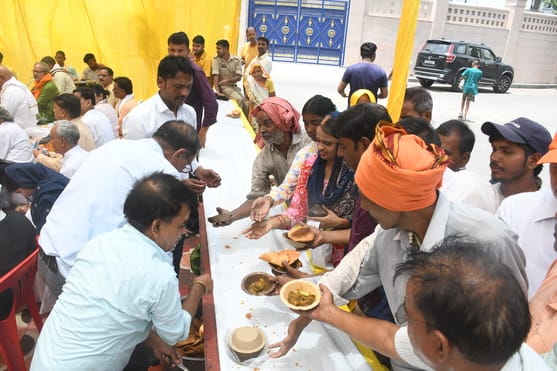 संकटमोचन के दरबार में उमड़ी आस्था