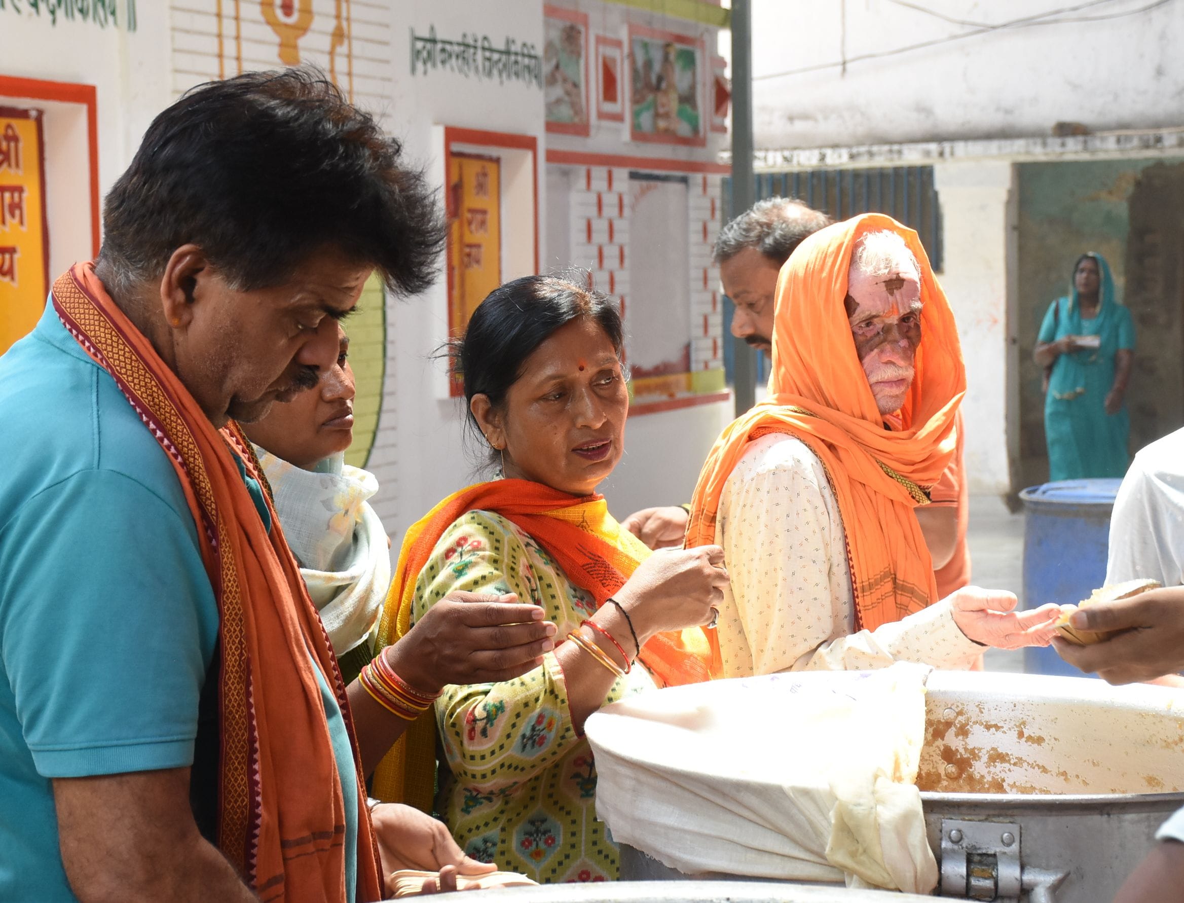 संकटमोचन के दरबार में उमड़ी आस्था
