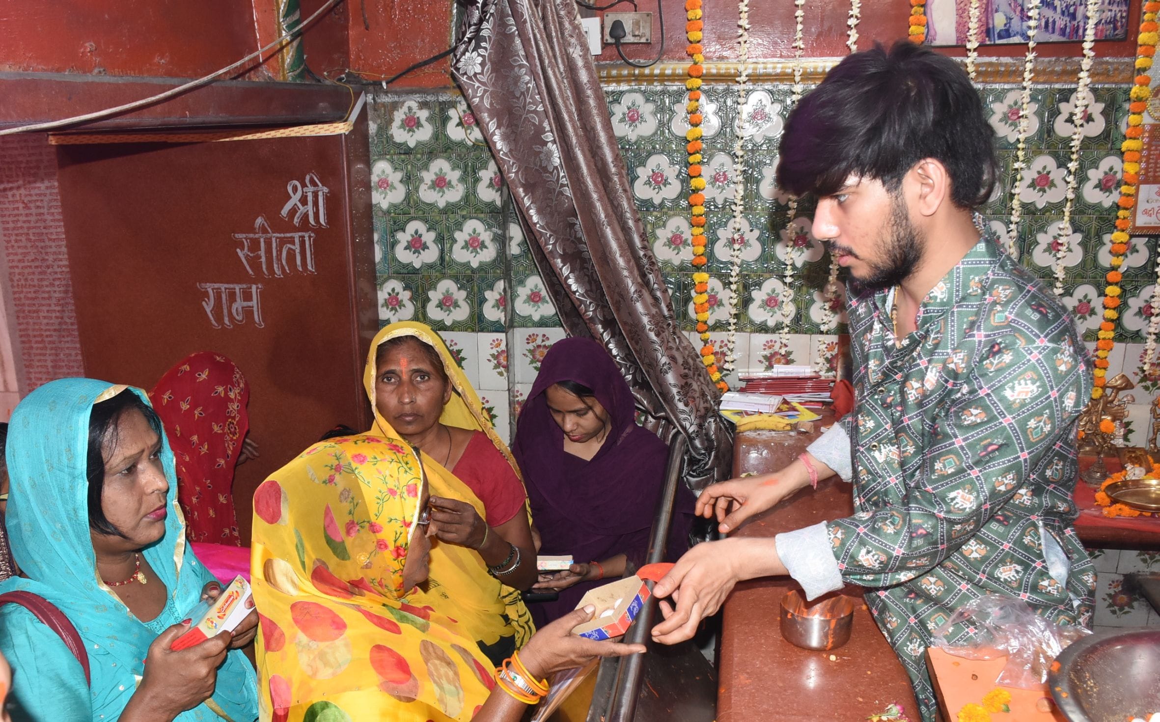 संकटमोचन के दरबार में उमड़ी आस्था