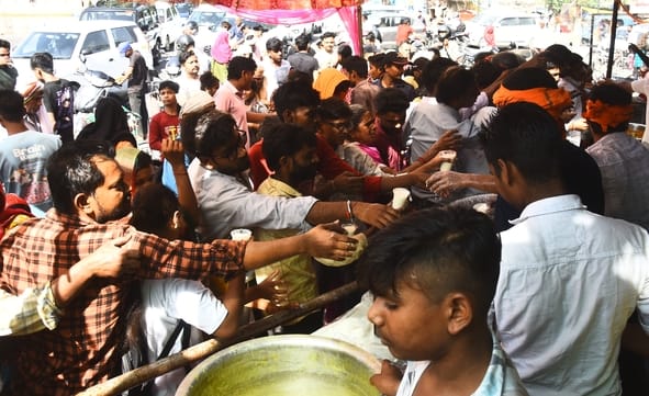 संकटमोचन के दरबार में उमड़ी आस्था