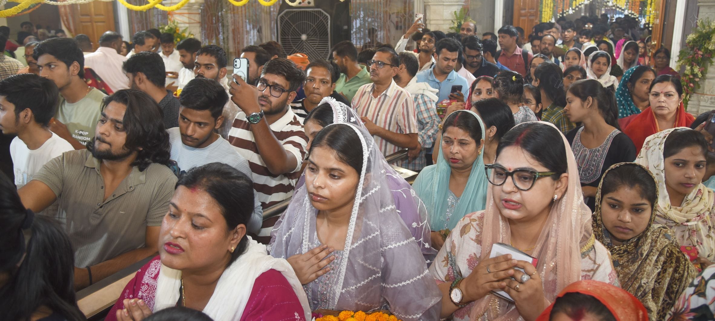 संकटमोचन के दरबार में उमड़ी आस्था