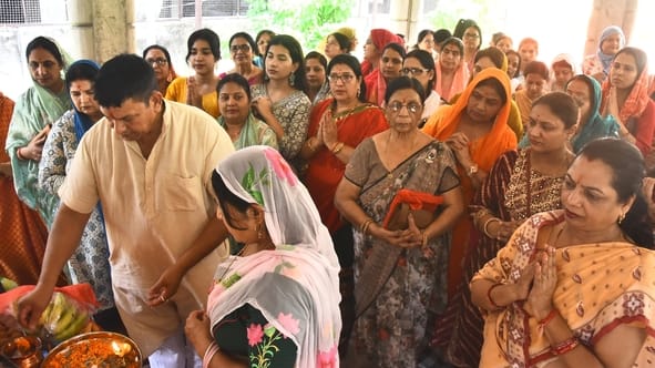 संकटमोचन के दरबार में उमड़ी आस्था