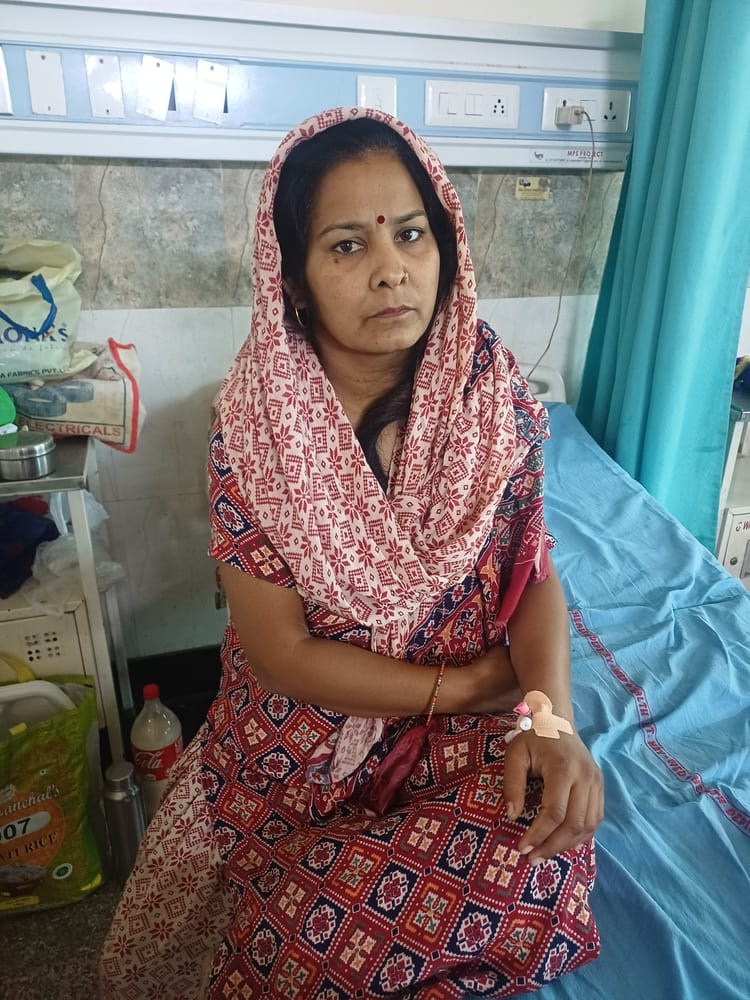 छावनी के नागरिक अस्पताल स्थित ब्लड सेंटर। संवाद