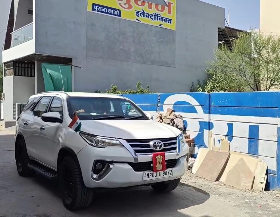 नागदा में नजर आए राज्यपाल नागदा में नजर आए राज्यपाल