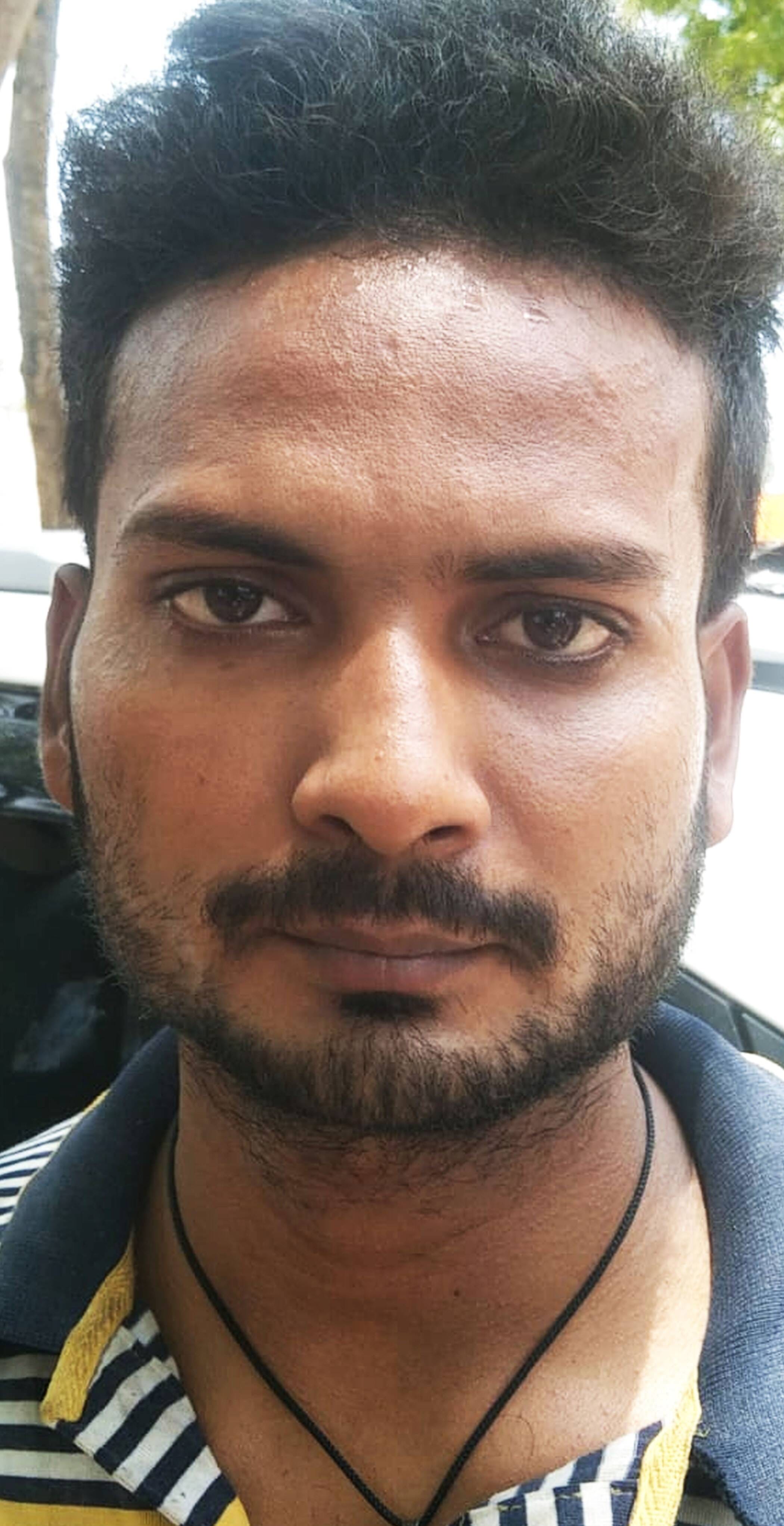 फोटो-11-मुठभेड़ में पकड़ा गया इनामी अली रजा। स्रोत: पुलिस फोटो-11-मुठभेड़ में पकड़ा गया इनामी अली रजा। स्रोत: पुलिस