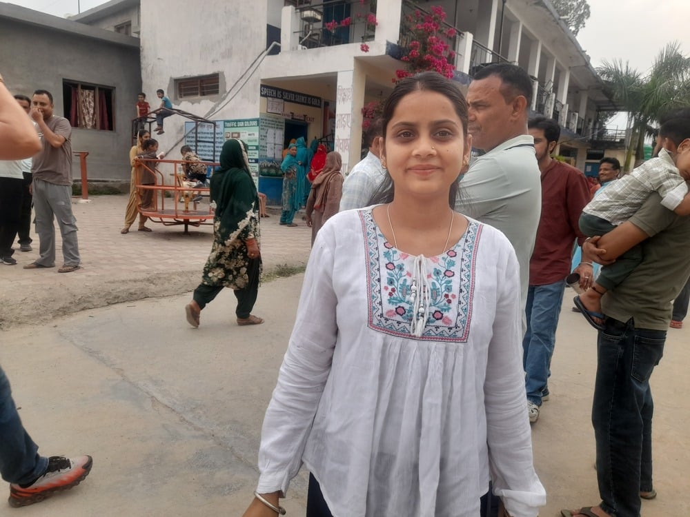 मुस्कान, पहली बार मतदाता मुस्कान, पहली बार मतदाता