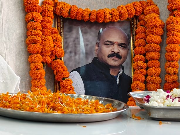 ज्वेलर्स संचालक लूट हत्या मामला ईनाम की घोषणा।। ज्वेलर्स संचालक लूट हत्या मामला ईनाम की घोषणा।।
