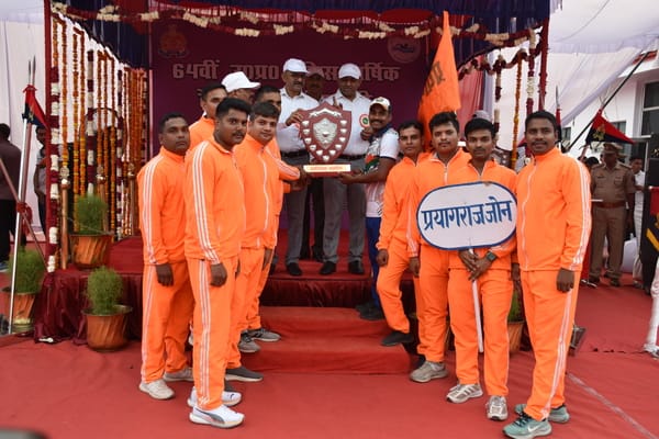 यूपी पुलिस वार्षिक तैराकी एवं क्रॉसकंट्री प्रतियोगिता में विजेता खिलाड़ी। यूपी पुलिस वार्षिक तैराकी एवं क्रॉसकंट्री प्रतियोगिता में विजेता खिलाड़ी।