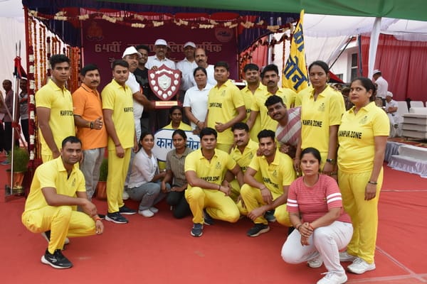 यूपी पुलिस वार्षिक तैराकी एवं क्रॉसकंट्री प्रतियोगिता में विजेता खिलाड़ी। यूपी पुलिस वार्षिक तैराकी एवं क्रॉसकंट्री प्रतियोगिता में विजेता खिलाड़ी।