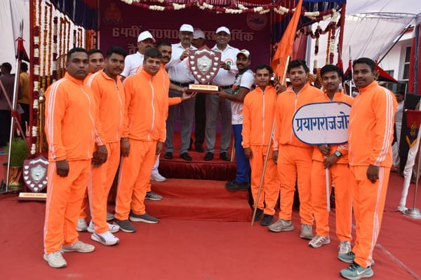 यूपी पुलिस वार्षिक तैराकी एवं क्रॉसकंट्री प्रतियोगिता में विजेता खिलाड़ी। यूपी पुलिस वार्षिक तैराकी एवं क्रॉसकंट्री प्रतियोगिता में विजेता खिलाड़ी।