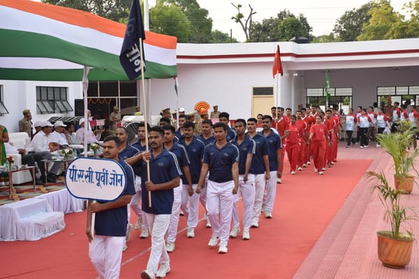 यूपी पुलिस वार्षिक तैराकी एवं क्रॉसकंट्री प्रतियोगिता में विजेता खिलाड़ी। यूपी पुलिस वार्षिक तैराकी एवं क्रॉसकंट्री प्रतियोगिता में विजेता खिलाड़ी।