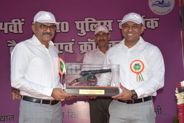 यूपी पुलिस वार्षिक तैराकी एवं क्रॉसकंट्री प्रतियोगिता में विजेता खिलाड़ी। यूपी पुलिस वार्षिक तैराकी एवं क्रॉसकंट्री प्रतियोगिता में विजेता खिलाड़ी।