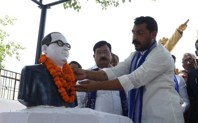 आजाद समाज पार्टी (कांशीराम) के राष्ट्रीय अध्यक्ष एवं नगीना सांसद एडवोकेट चंद्रशेखर आजाद। 