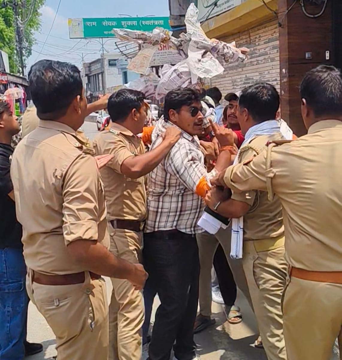 आरएमएल इंस्टीट्यूशन के छात्र अजय राज का फाइल फोटो। स्रोत : परिजन आरएमएल इंस्टीट्यूशन के छात्र अजय राज का फाइल फोटो। स्रोत : परिजन