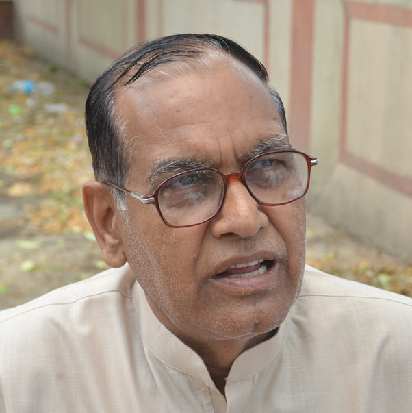 ग्रेटर नोएडा के सेक्टर अल्फा दो में अमर उजाला द्वारा आयोजित संवाद कार्यक्रम में सेक्टर की समस्य
