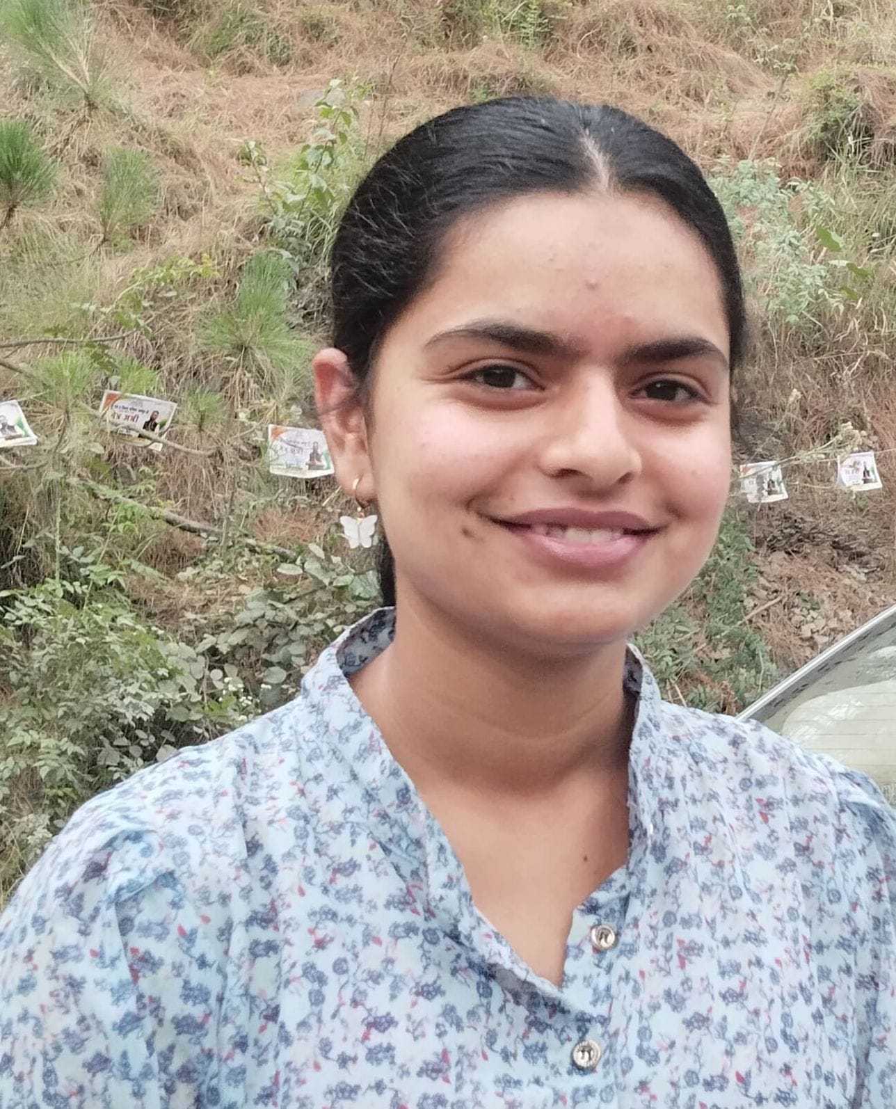 नालागढ़ की मित्तियां पंचायत में पहली बार वोट डालने पहुंचा उदय धीमान। संवाद