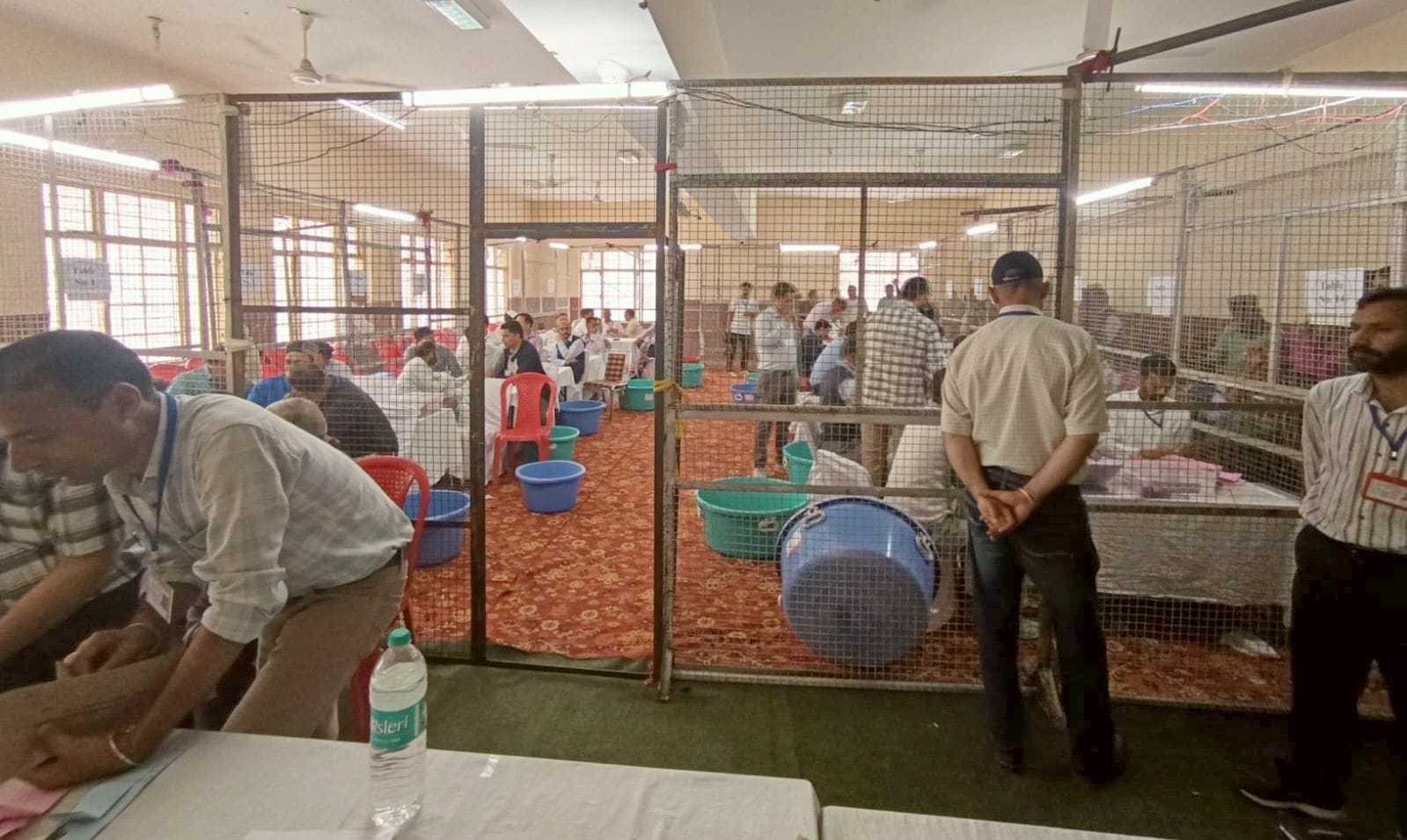 पंचायत समिति वार्ड रचोली से विजेता बनी इशा जनता का आभार जताते हुए। संवाद