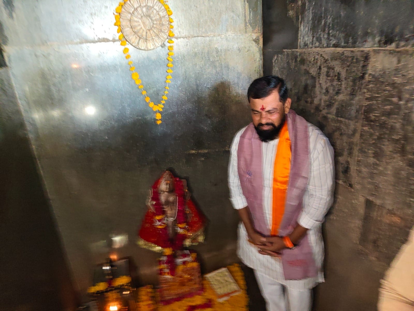 भोजशाला में किया दर्शन और पूजन 