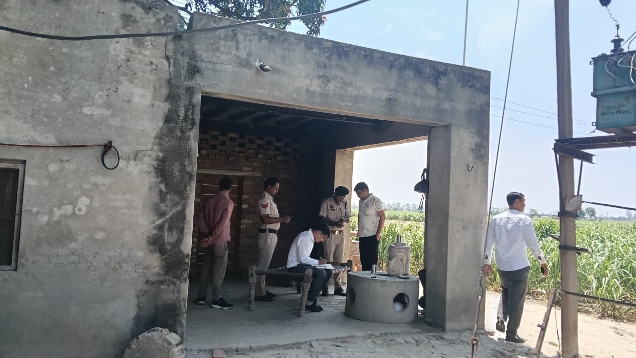 मृतक मजदूर कामेश्वर दास की फाइल फोटो। परिजन मृतक मजदूर कामेश्वर दास की फाइल फोटो। परिजन