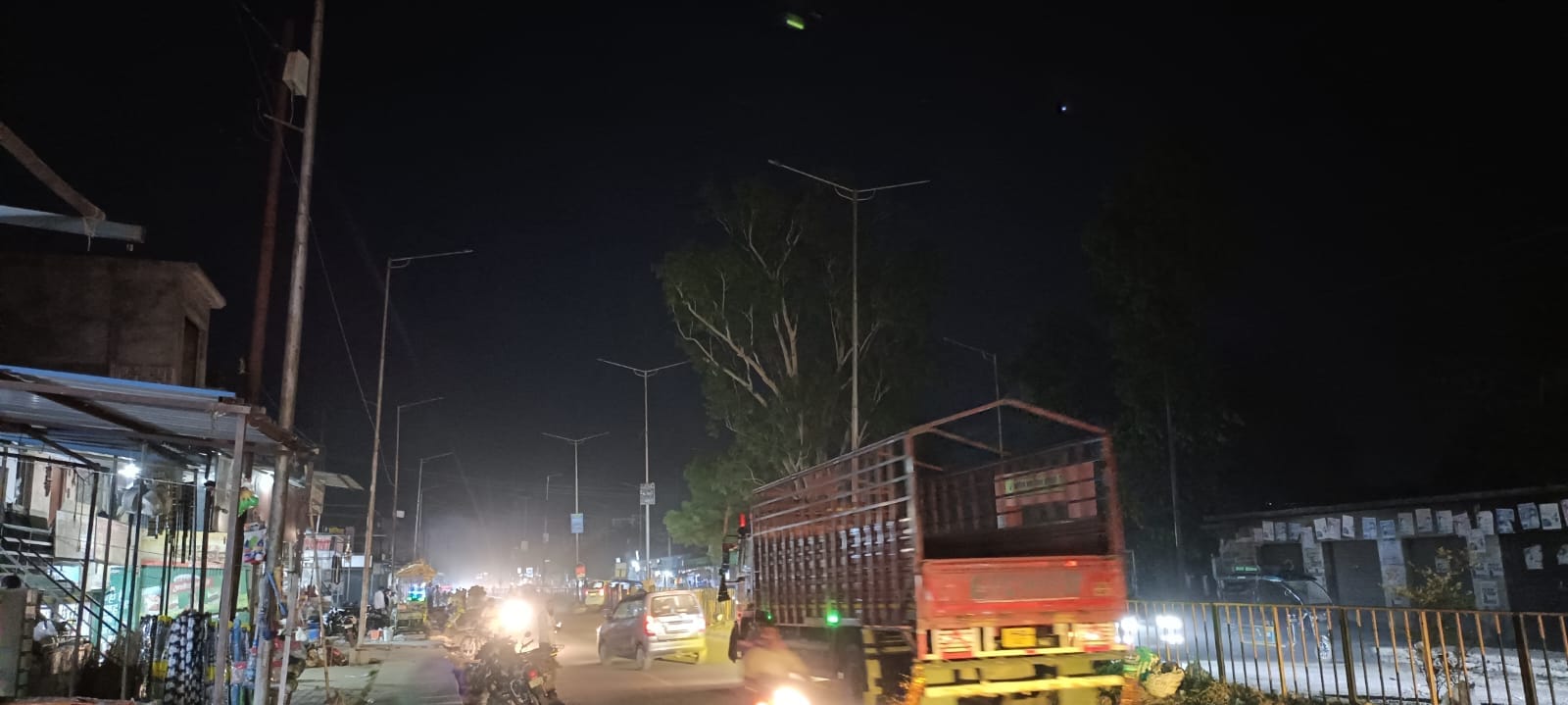 ललौरी खेड़ा ब्लॉक की बंद स्ट्रीट लाइट। संवाद